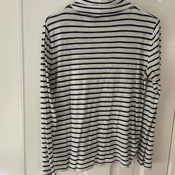 Madewell Turtleneck - Picture 3 of 3